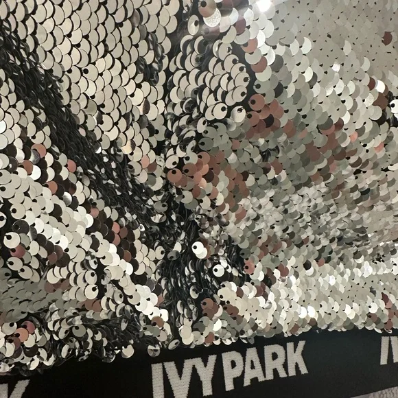 Sequin silver ivy park crop top - Picture 5 of 7